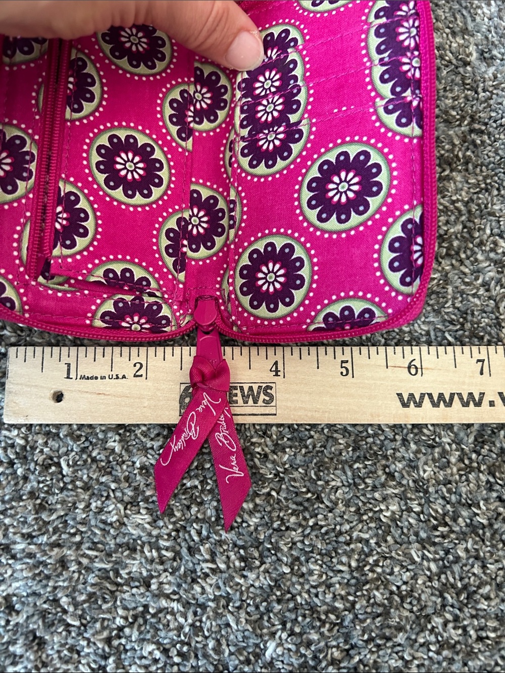 Vera Bradley Pink Paisley Wristlet with Green Accents - Picture 6 of 6